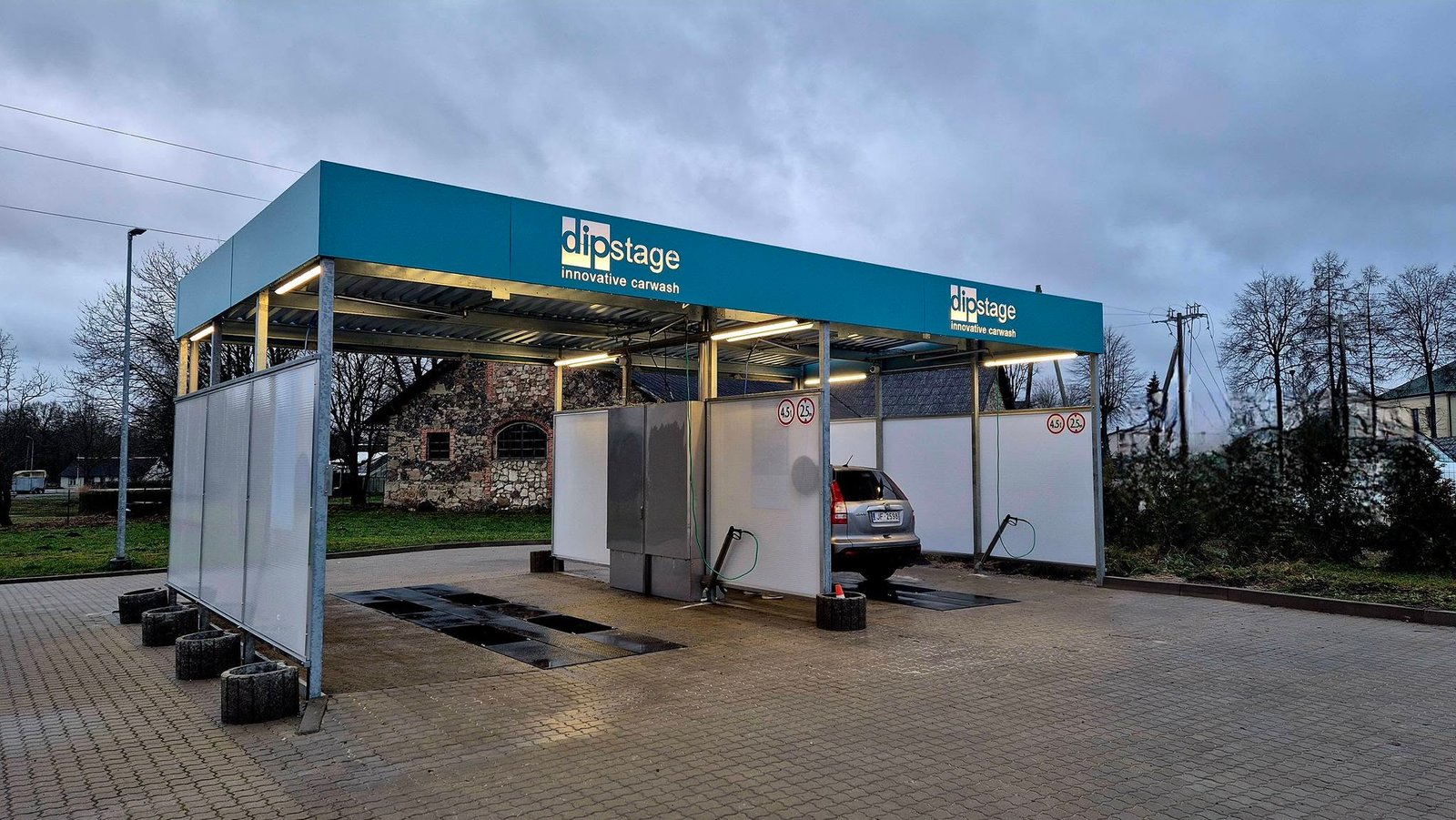 DIPSTAGE pašapkalpošanās automazgātava Skrunda